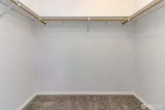 Full walk-in closet