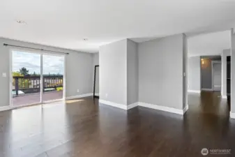 Dinning Room with out staging