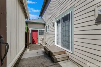 Private courtyard