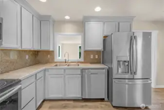 Plenty of cabinets