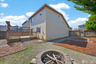 Back yard/deck/Firepit
