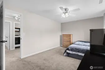 Second bedroom