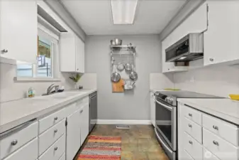 Kitchen offers newer appliances.