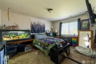 Upper bedroom 4.