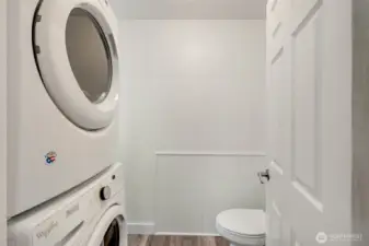 Washer & dryer included