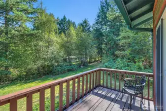 Beautiful South facing deck off Upper Primary Bdrm!