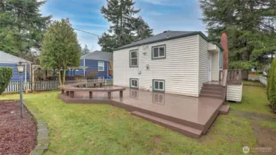 A huge deck on a level lot.