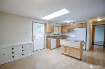 Eating area off kitchen on upper level