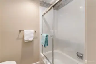 Shower/Tub Combo