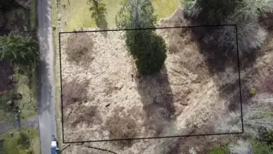 Lot lines are approximate