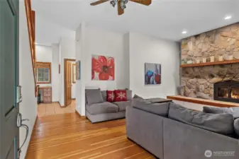 Walk in to vaulted ceilings in the living room.