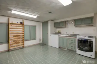 Downstairs Utility Room