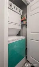 Suite Laundry room
