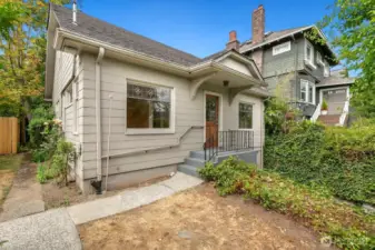 Welcome to this sweet 1930's Craftsman Bungalow in beautiful Wallingford.