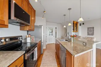 Beautiful granite countertops.