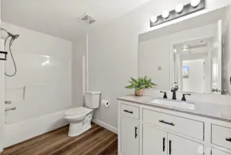 Full Guest Bath - New Slab Top Vanity, Toilet, Fixtures, & LVP Floor!