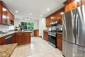 This thoughtfully-planned kitchen means room for planning, prepping and cooking, all at once!