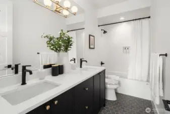 Upper level full bath