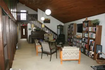 Library area on the lower level. Watch TV or just read and relax.