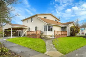 Originally a small house, the house was expanded and detached living area added in 1999. Permits and documents available with accepted contract. Home has double-glass vinyl windows. Groceries, Starbucks, fitness center, public indoor swimming pool and transportation are close by.