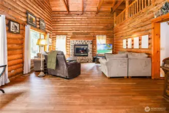 Spacious Vaulted Living Area