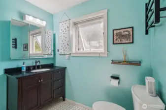 Attached bath to primary bedroom