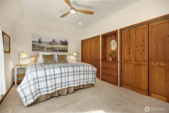 A main floor primary suite is such a bonus. this room is large and comfortable and overlooks the back yard. Built in closets provide plenty of storage.