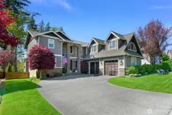 Welcome to 3679 Silver Oak Ct