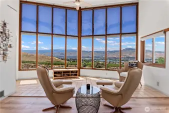 Living with a view on 71 Blue Grade Rd.
