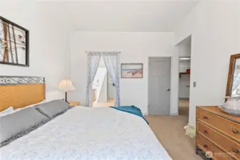 Primary Bedroom to spa en suite