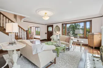 Decorative Ceiling & Curved Entry Ways
