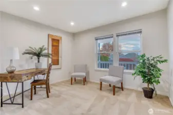 Main Flooor Bedroom/ Office