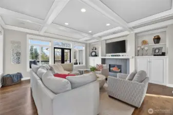 Spacious Family Room w/ Cascade Views