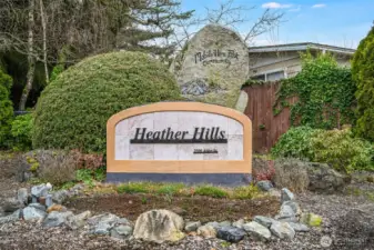 Welcome to the beautiful Heather Hills 55+ manufactured home community.