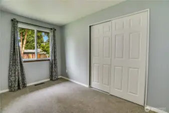 bedroom/office