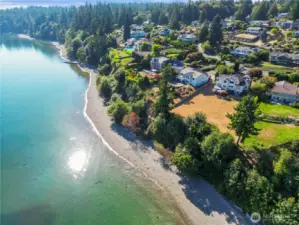 Private community beach of Wind "n" Tide