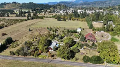 Well planned, all flat usable Klickitat Prairie soil!