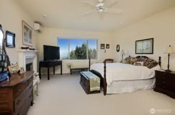 Primary bedroom (upstairs)