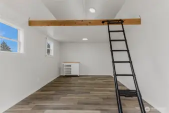 Finished shed w/ loft