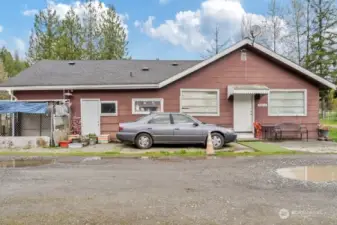 Duplex 2 units