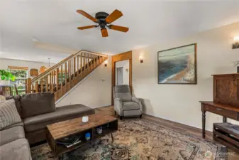 Living Room, Gas Fireplace