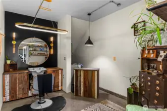 Shop/Salon in back of garage