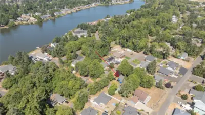 Just a short distance to Duck Lake, boat launch, parks and even a dog park.