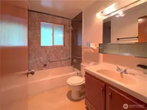 Full Bath Up