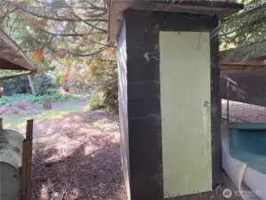 Custom Smokehouse