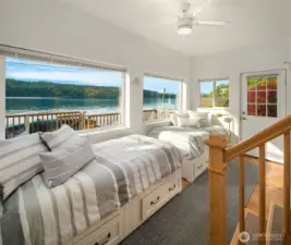 lower level landing with wet-bar, laundry and bathroom