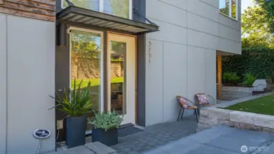 Beautiful entry to a sleek, modern home!