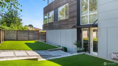 Modern, urban oasis in Seward Park