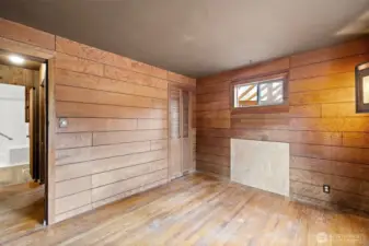 Primary showing closet