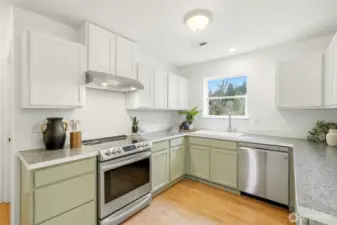 High-end induction cooktop and newer appliances